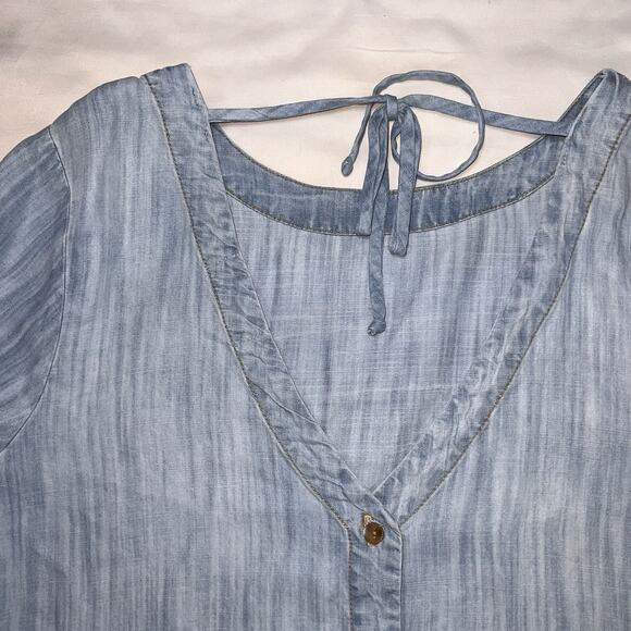 Cloth & Stone Shirt Size L Blue Chambray Flare Sleeve Open Tie Back Anthropologi - Picture 11 of 15